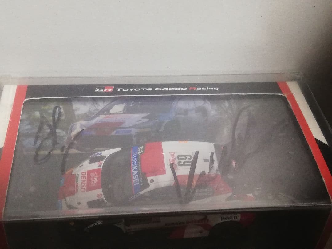 【激レア！】トヨタ GRヤリス ラリー1 22年 チャンピオン サイン入り！