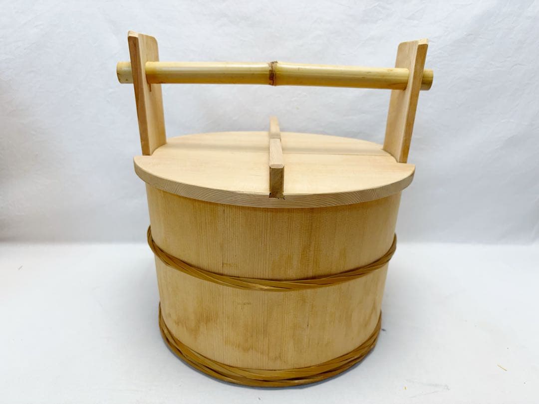 美品 茶道具 水張桶 手桶水指 木地 割蓋付き 水屋道具 露地道具 茶事 紙箱