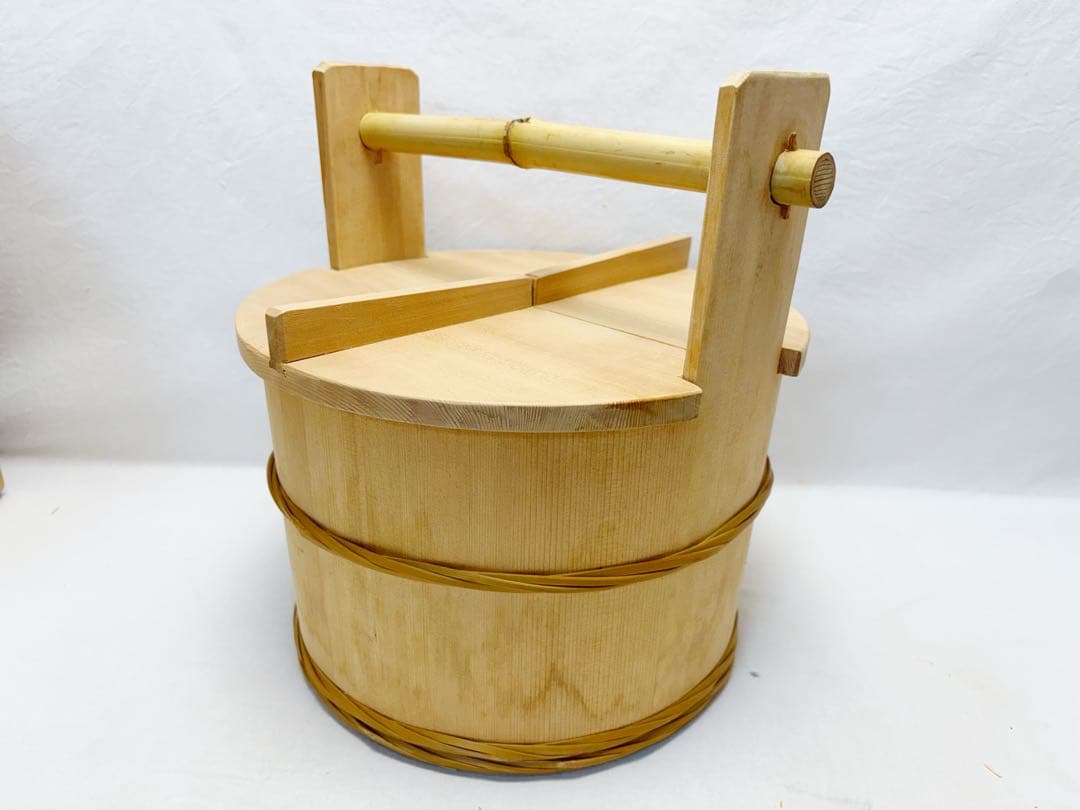 美品 茶道具 水張桶 手桶水指 木地 割蓋付き 水屋道具 露地道具 茶事 紙箱