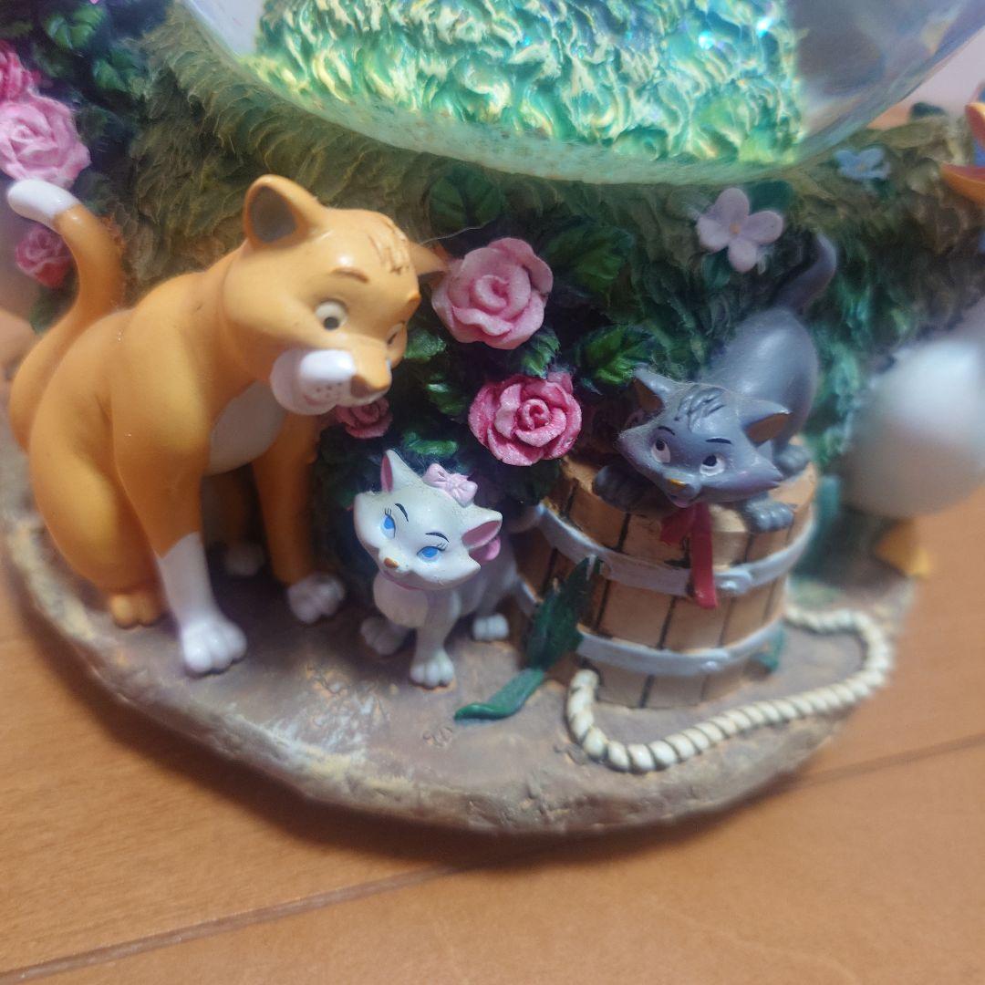 ディズニー　おしゃれキャットスノーグローブ