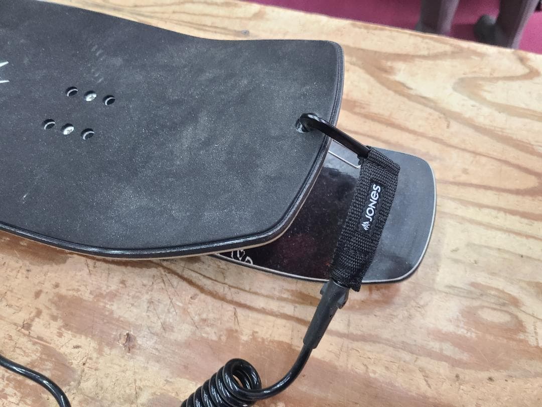 115 JONES MOUNTAIN SKATE 板 24-25