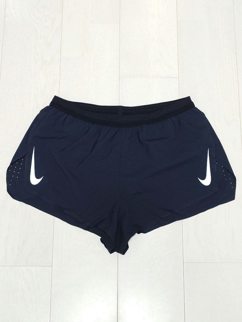 NIKE　エアロスイフトシングレット　ショーツセット
