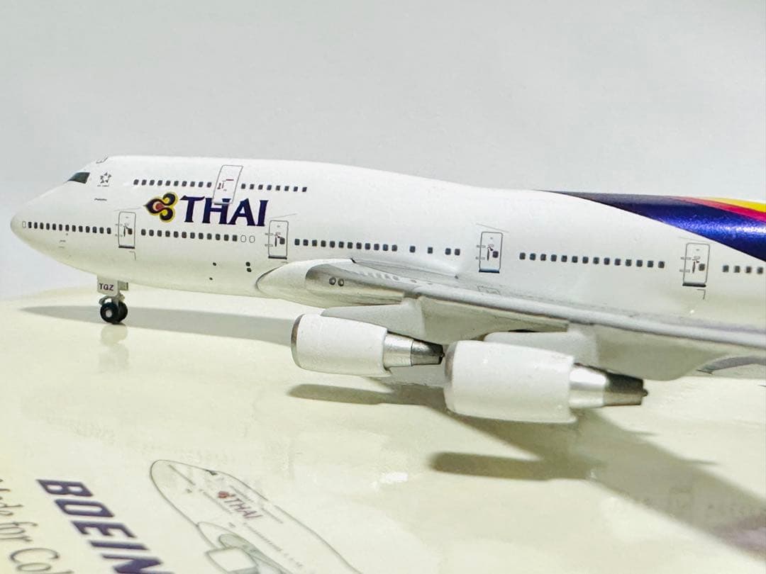 Gemini 1/400 B747-400 THAI タイ航空