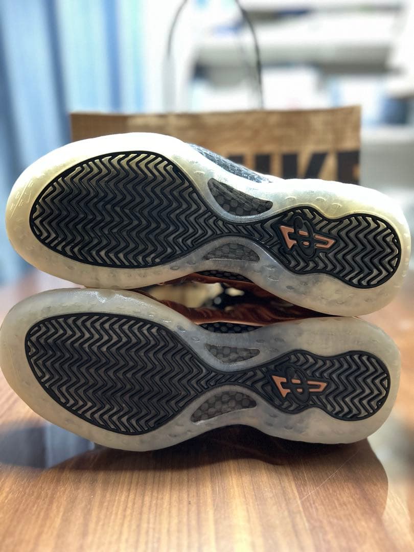 ナイキ エア フォームポジット ワン