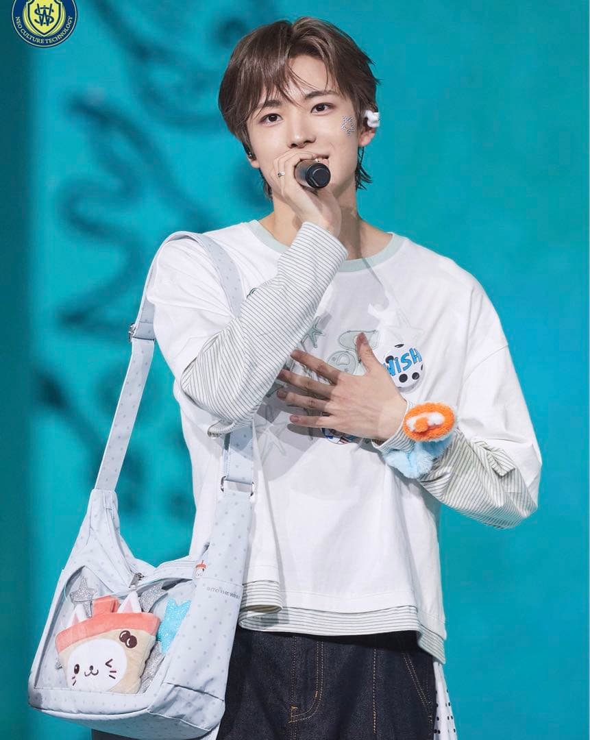 ツアーロンT トレカ付 nct wish サクヤ layered t-shirt