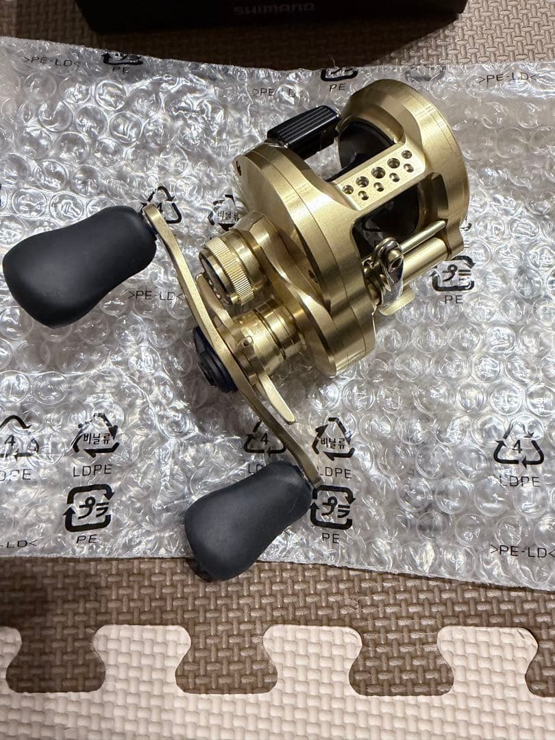 シマノ　カルカッタコンクエスト200XG