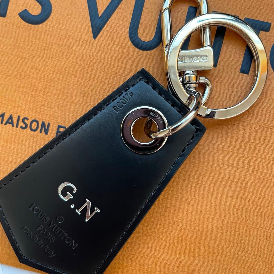 ほぼ新品 ルイヴィトン ダミエ グラフィットキーリング M67916