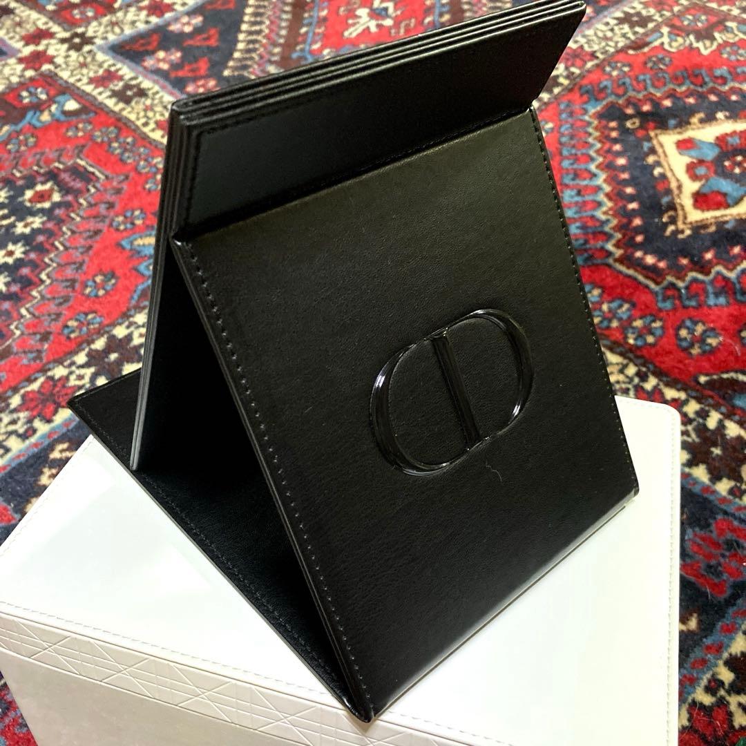 DIORネイルケアセット　ミラー&ボックス付