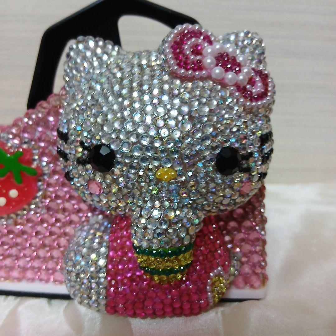 ハローキティ　豪華アレンジ　装飾　テープカッター