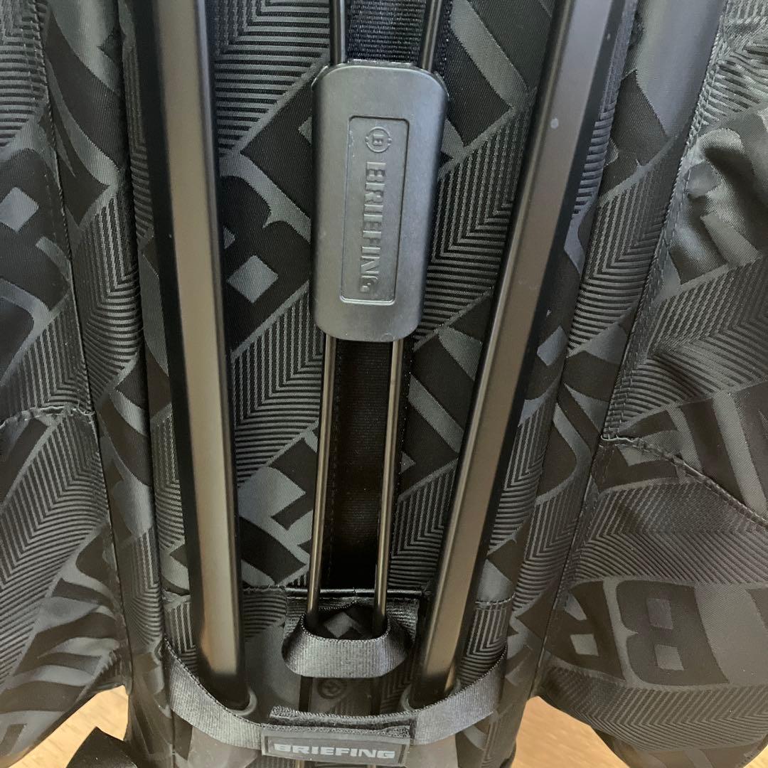 美品ブリーフィングキャディバックヘッドカバーセット