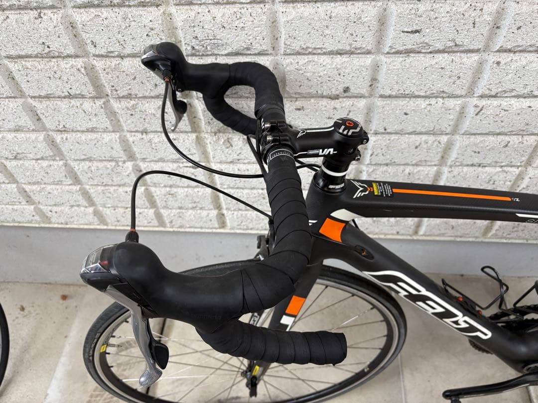 FELT ロードバイク カーボンフレーム 黒・オレンジ