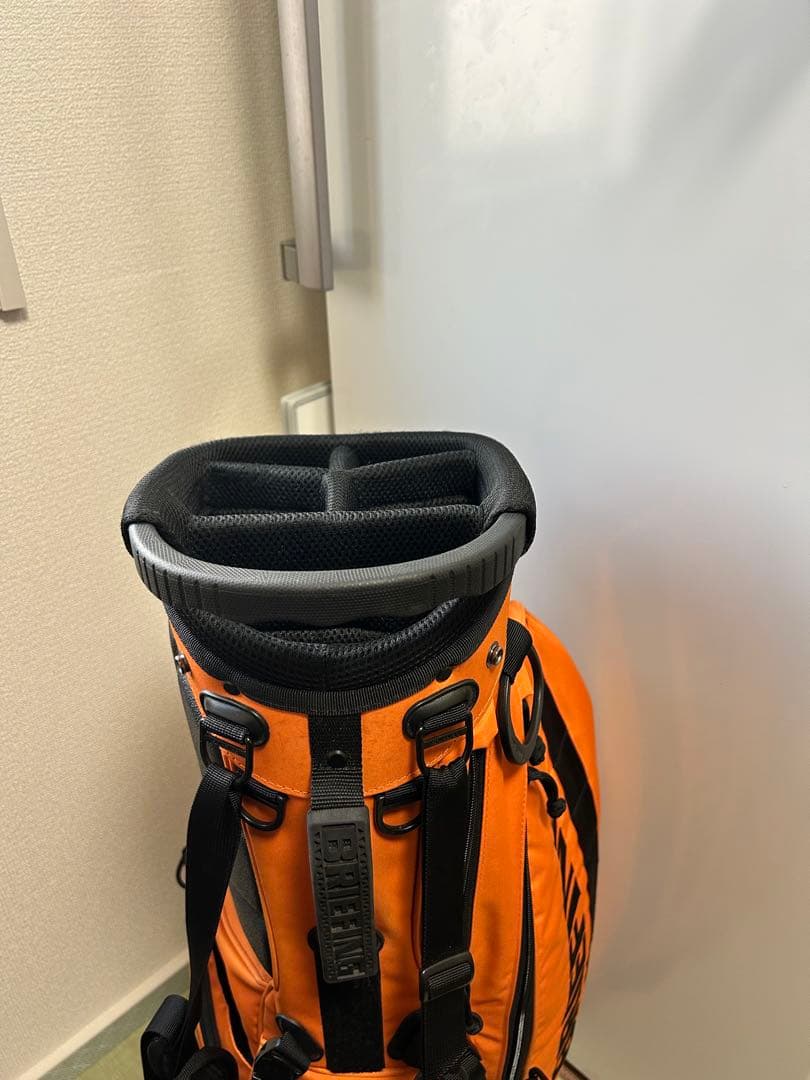 ゴルフバッグ・キャディバッグ briefing