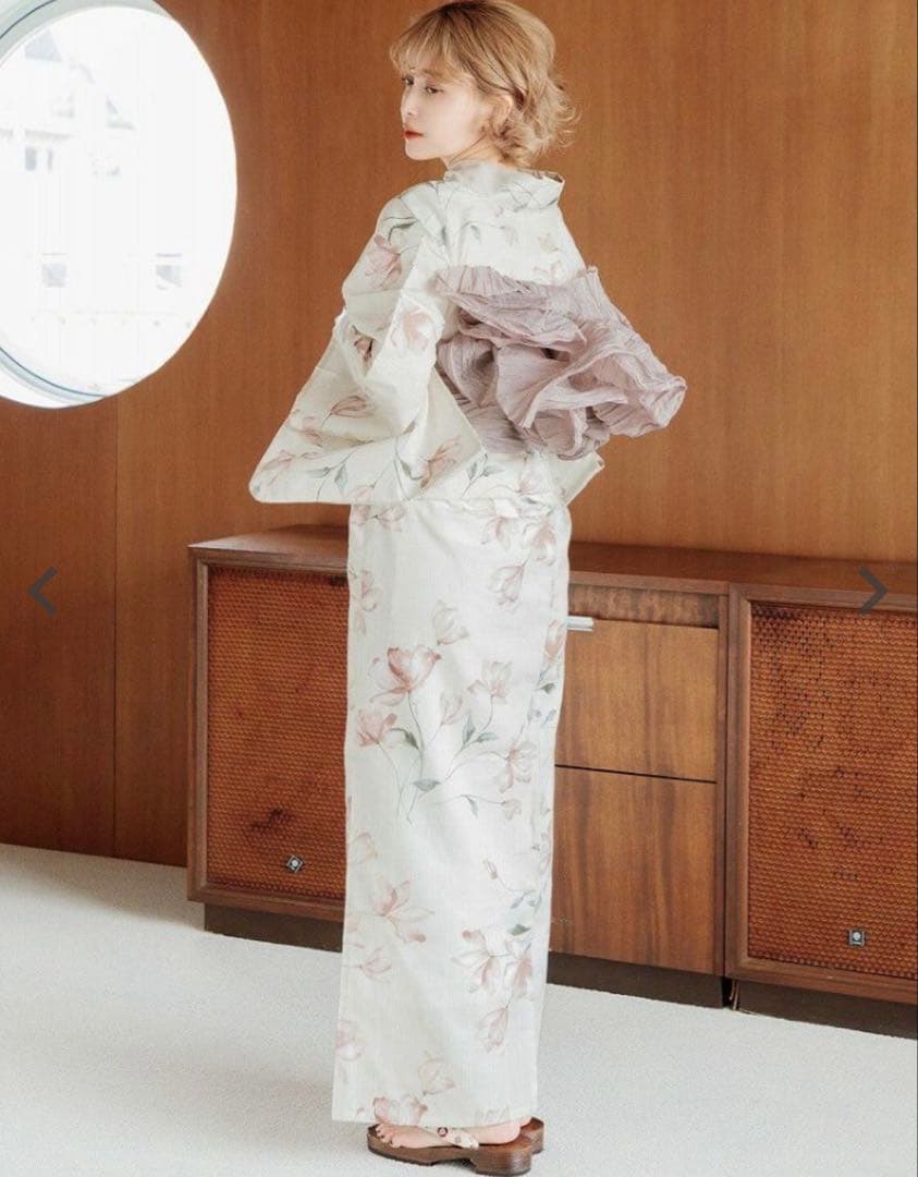 Dita 浴衣　水彩の花月あそび