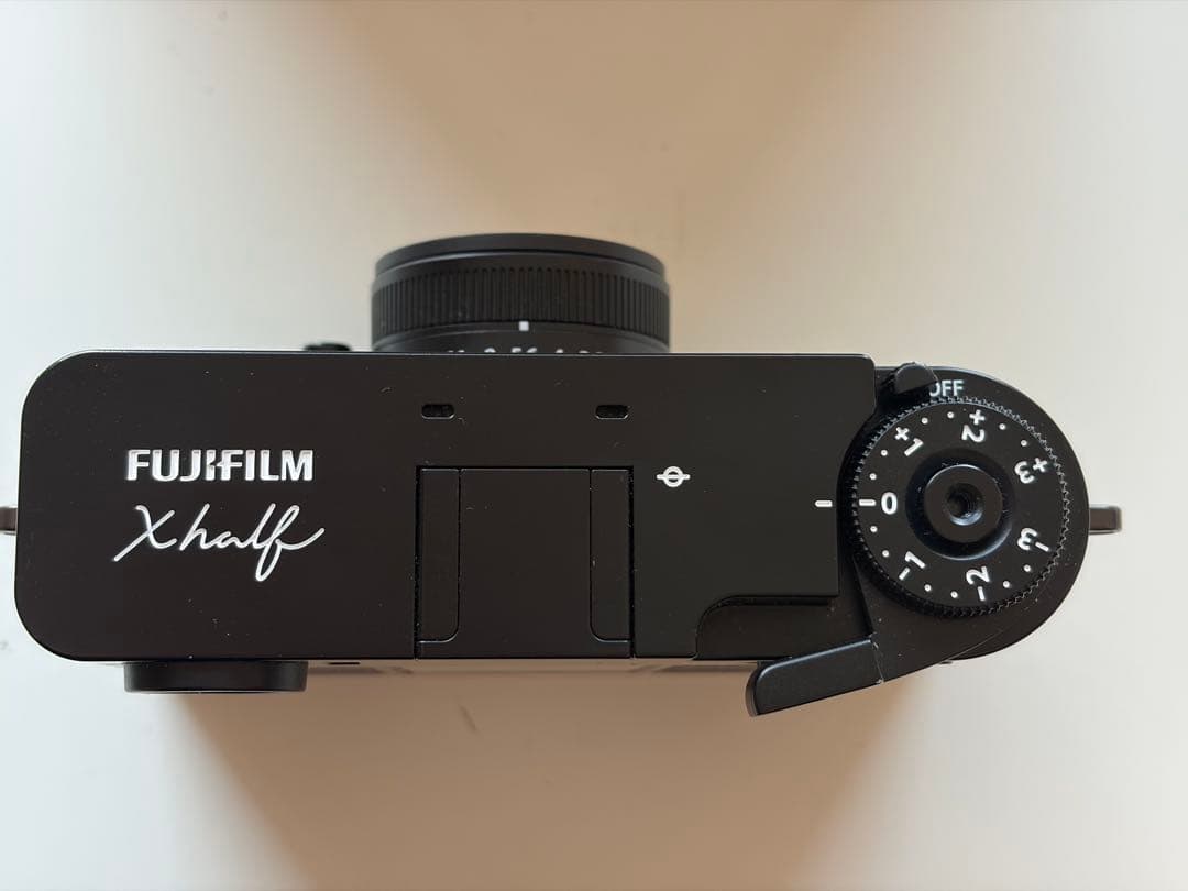 FUJIFILM X-half ミラーレスカメラ 本体
