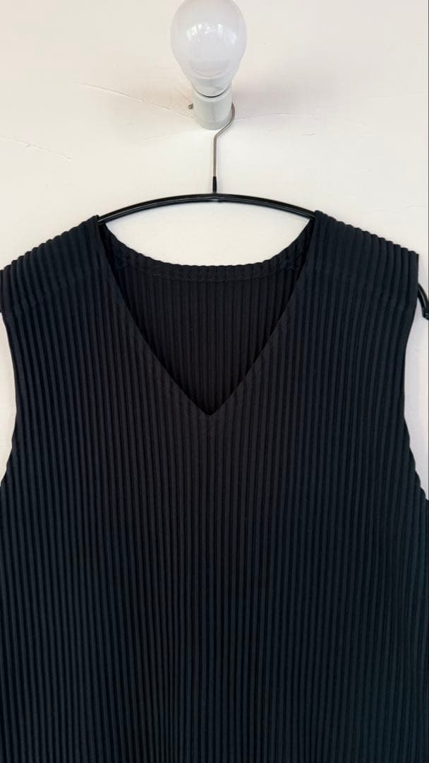 HOMME PLISSÉ オムプリッセ ブラック プリーツ ベスト