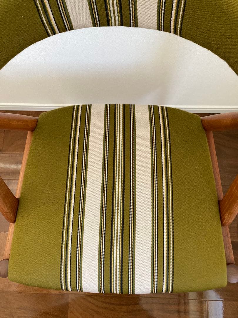 カイ•クリスチャセン　椅子　②