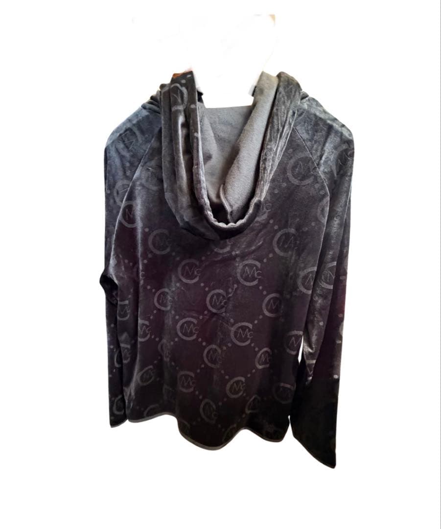 【新品】セシルマクビー　ベロアフーディー セットアップレディースゴルフウエア