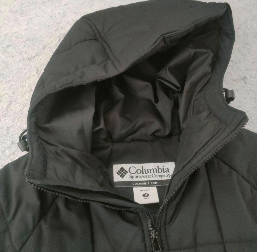 Columbia パファージャケット ブラック パフ フーディ