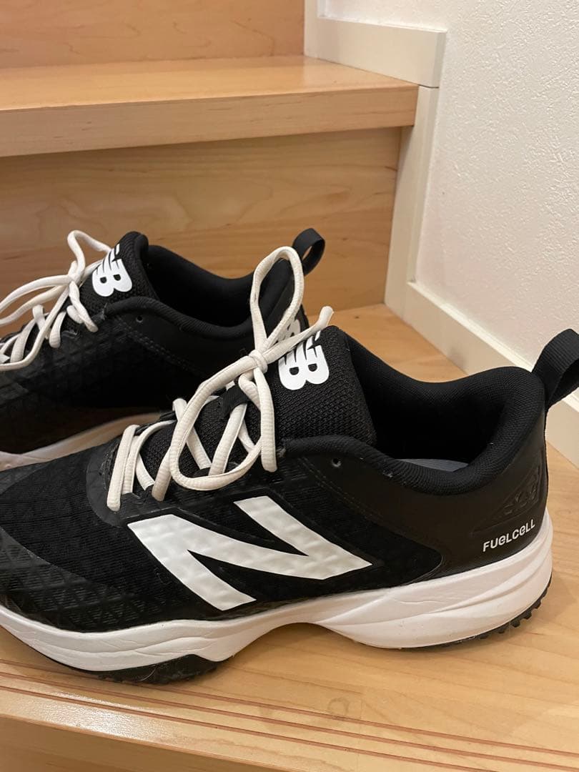 New Balance 4040 トレーニングシューズ ブラック/ホワイト