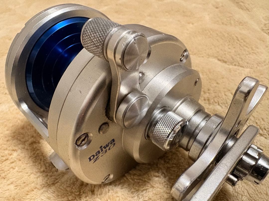 Daiwa Z30 Saltiga ソルティガ ベイトリール