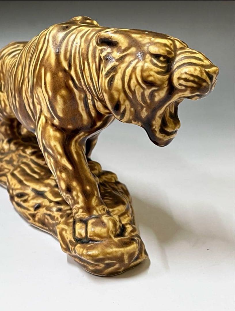 E25 清水焼　加藤光雲　甲寅　寅の置物　インテリア置物