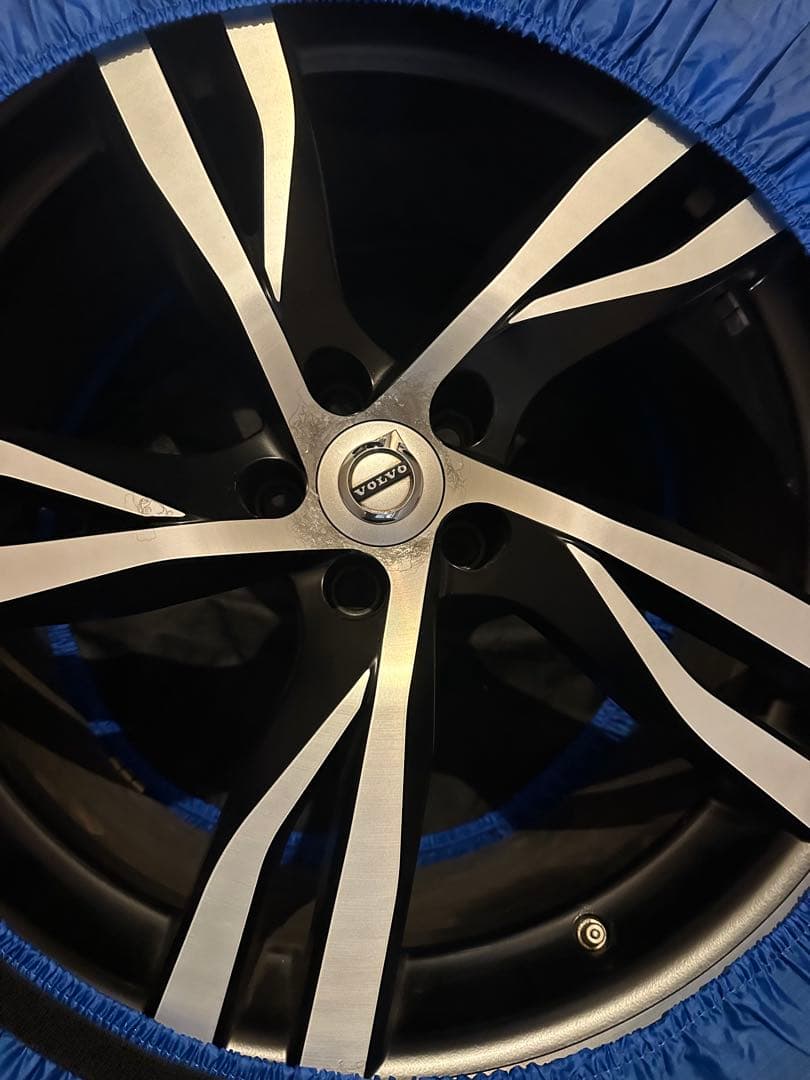 ボルボxc90用アルミホイール 275/45R20 スタッドレスタイヤセット