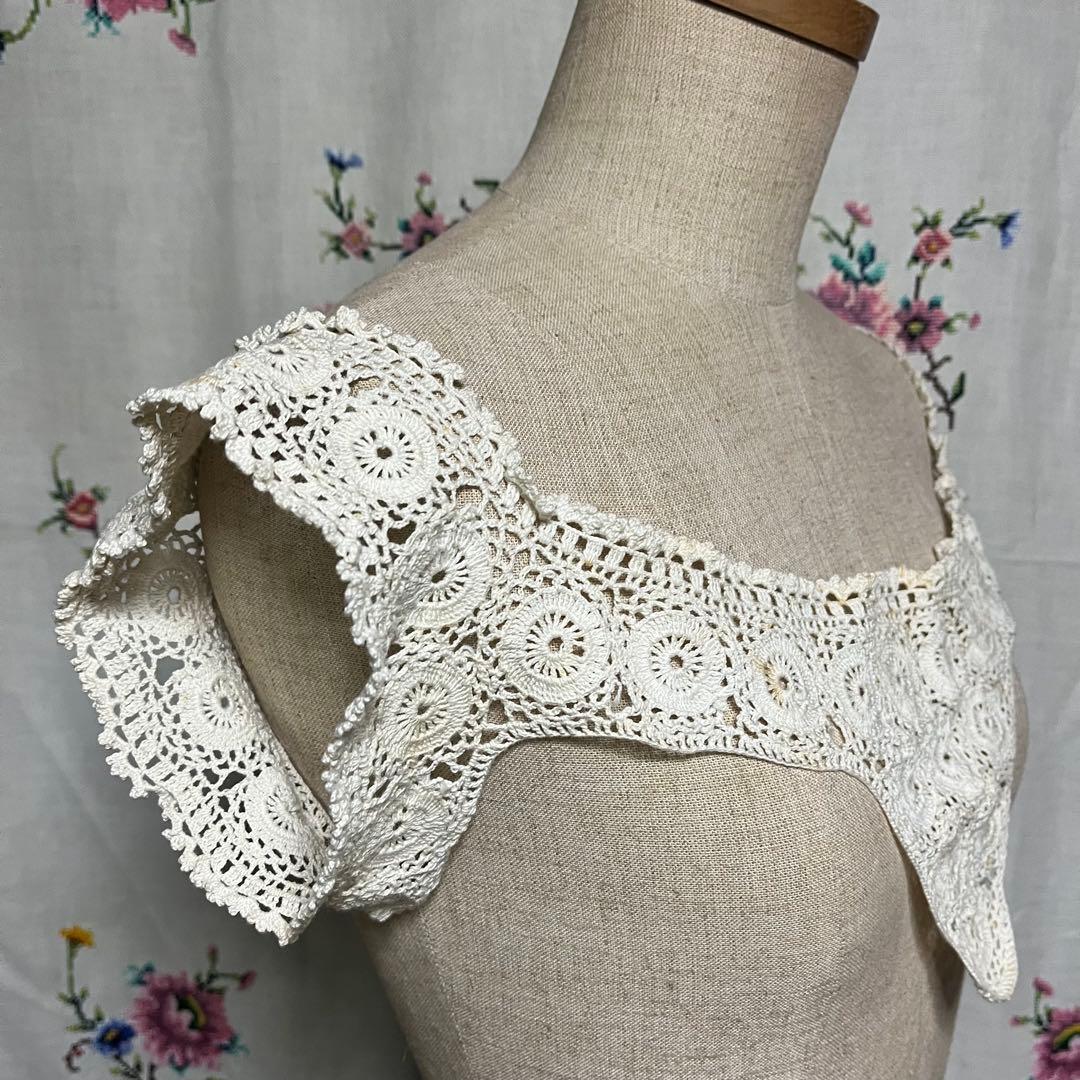 ヨーロピアン　ヴィンテージ　クロシェ　プラストロン(胸もと飾り) 手芸サンプル