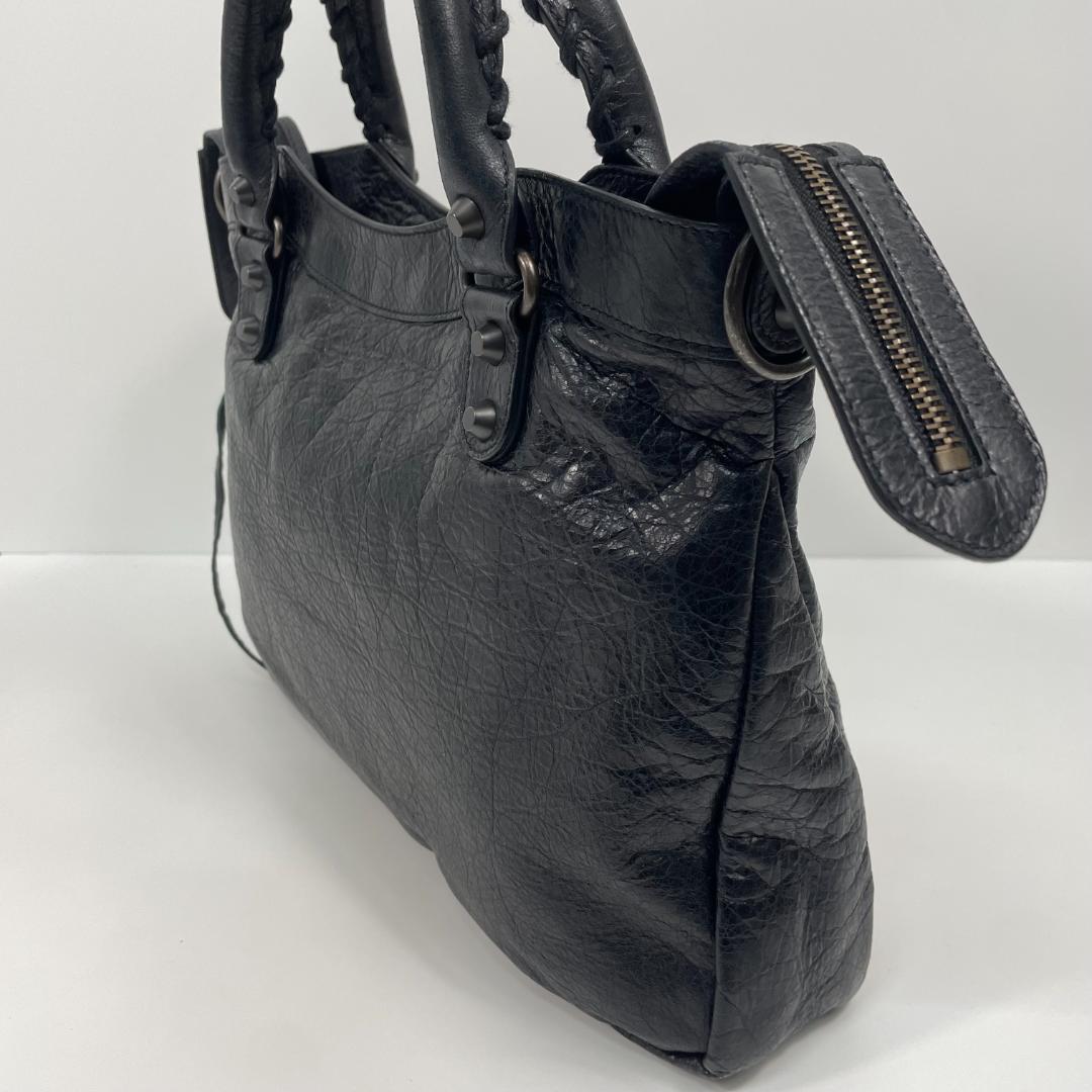 バレンシアガ 240579 クラシック タウン ハンドバッグ MBZ144