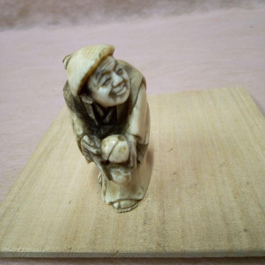 根付　34g　古美術　骨董品