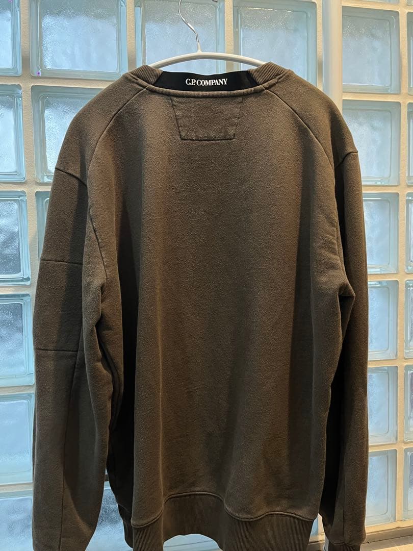 C.P. COMPANY オリーブ スウェットシャツ
