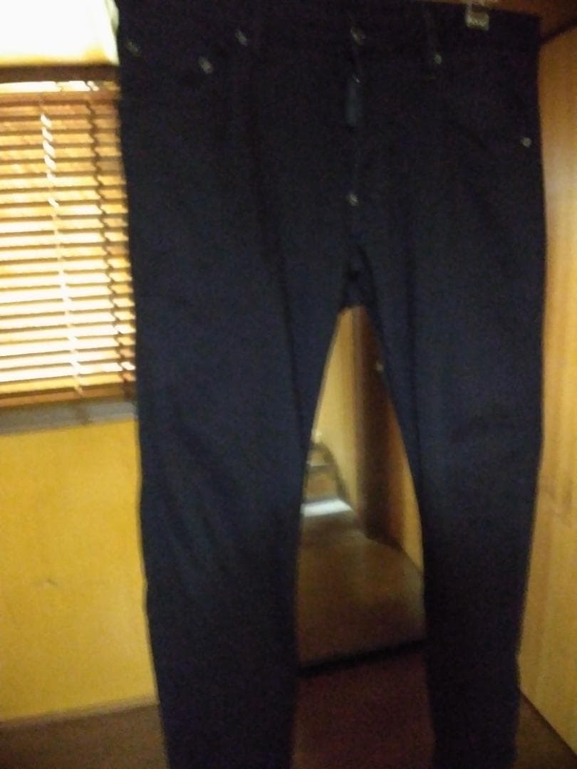 【美品】ＤＳＱＵＡＲＥＤ２（ディースクエアード）Ｓｋａｔｅｒ Ｊｅａｎ／ブラック