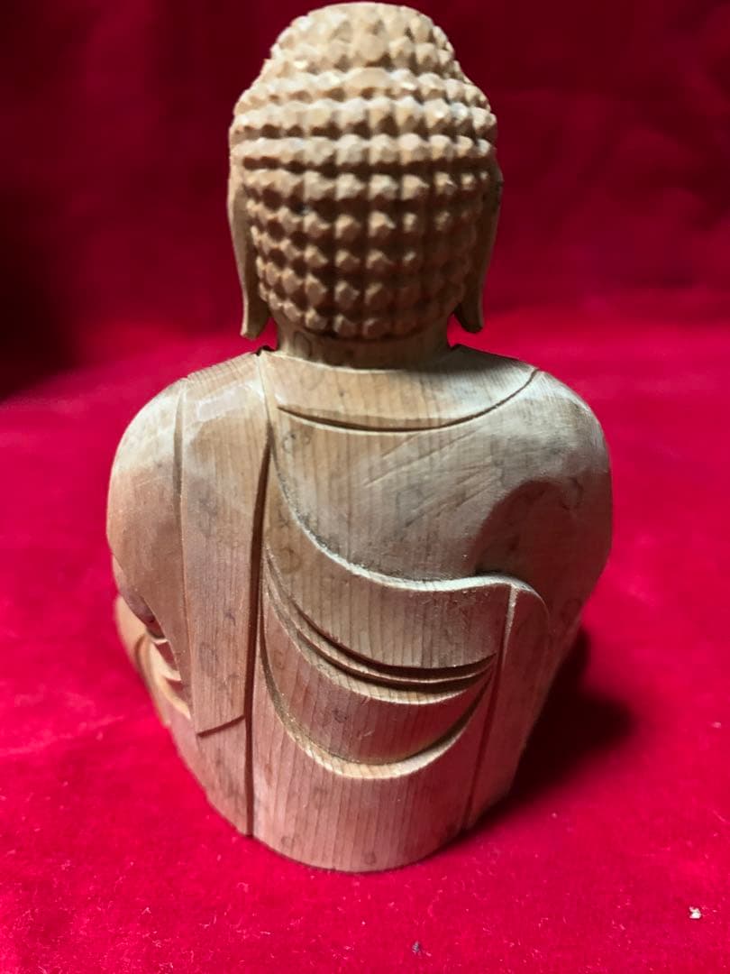 香木白檀白檀阿弥陀如共箱付き佛像 細密彫刻台座付き  佛像 細密彫刻55万円の品