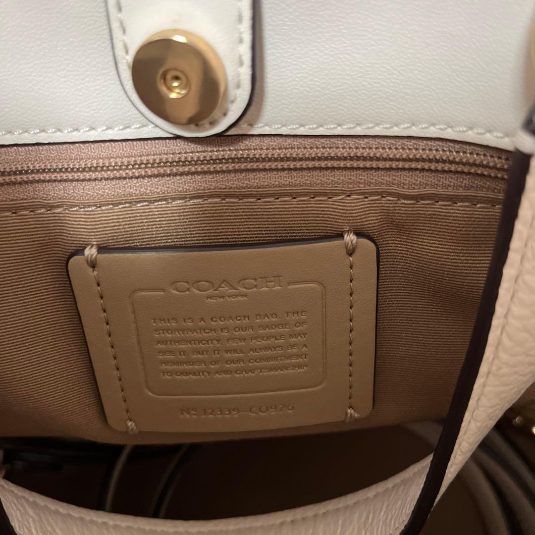 ◇コーチ　2wayバック　ハンド&ショルダーバック◇新品未使用•ホワイト