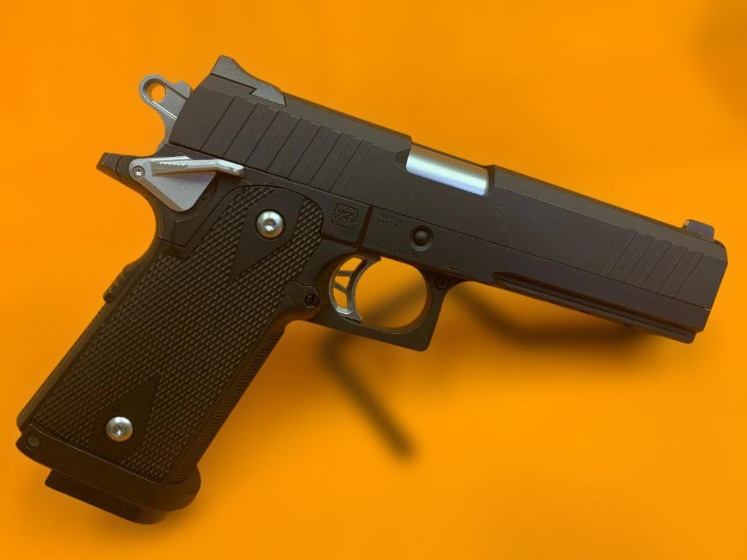 東京マルイ Hi-CAPA E ハイキャパE 電動ガン　予備マガジン付