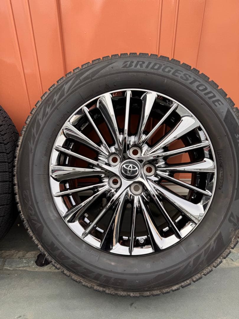 ゆう様30アルファード　エグゼクティブラウンジホイール　スタッドレスタイヤセット