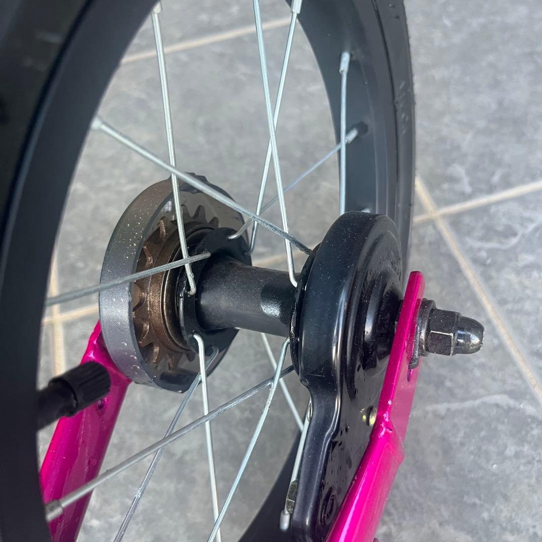 【極美品】STRIDER ストライダー　14X バランスバイク　ピンク