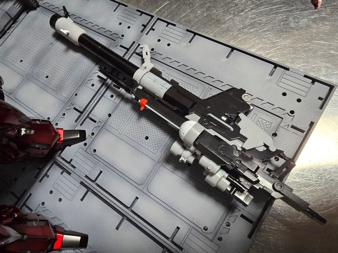 MGシナンジュ風　プラモデル全塗装