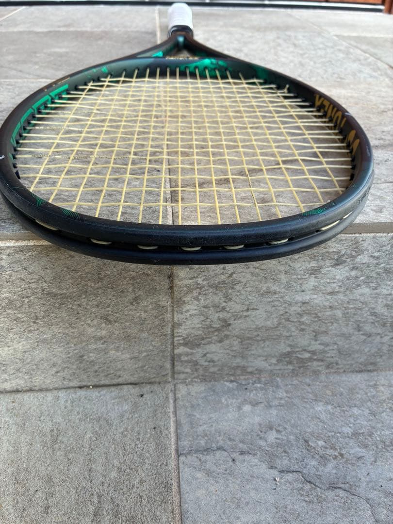 YONEX VCORE PRO 100 硬式テニスラケット G1 マットグリーン