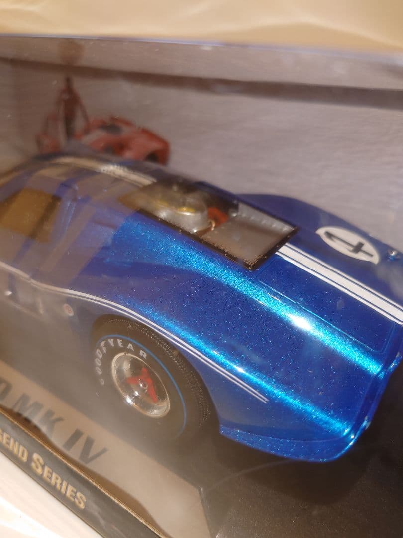 1/18 フォードMK4 Shelby Collectibles