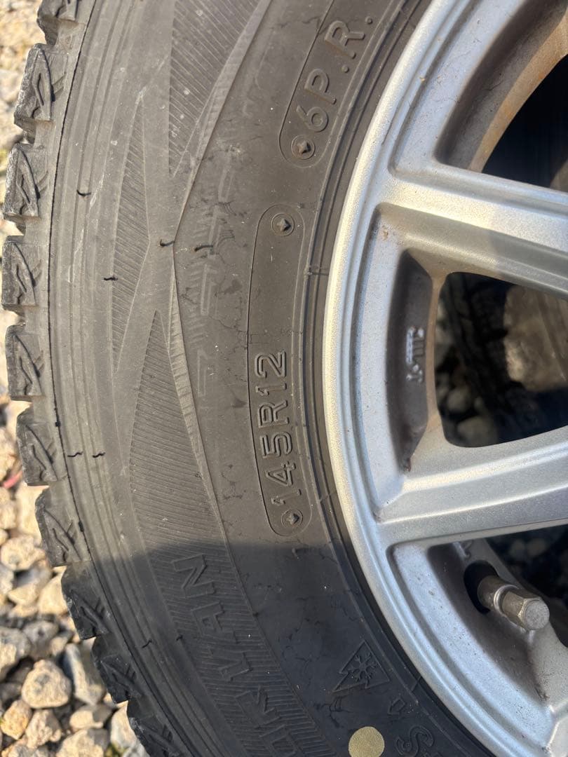 スタッドレス12インチタイヤアルミホイールセット☆