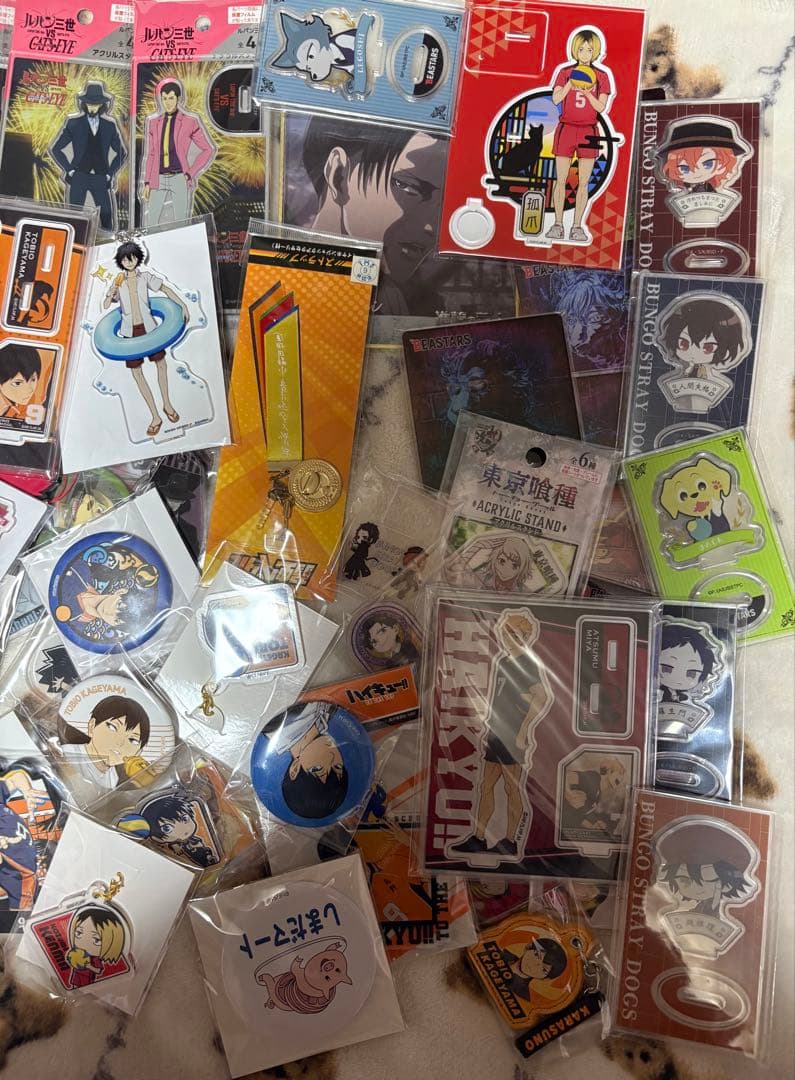 人気アニメ　グッズ　大量まとめ売り