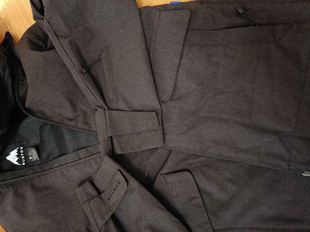 //早い者勝ち// BURTON スノーボードジャケット S