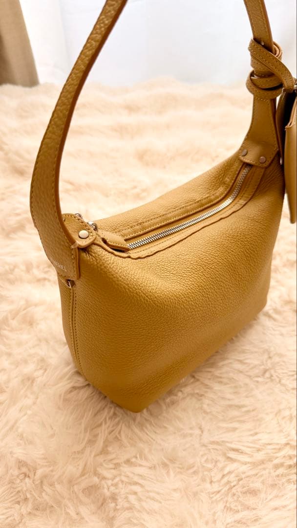 【最終値下げ】DE MERIELヴェネタボリュームバッグ