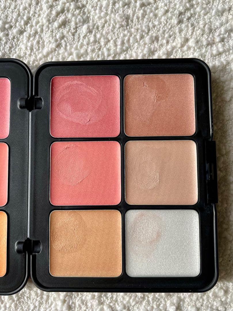 HDスキン ブラッシュ＆グロウパレット✴︎MAKE UP FOR EVER