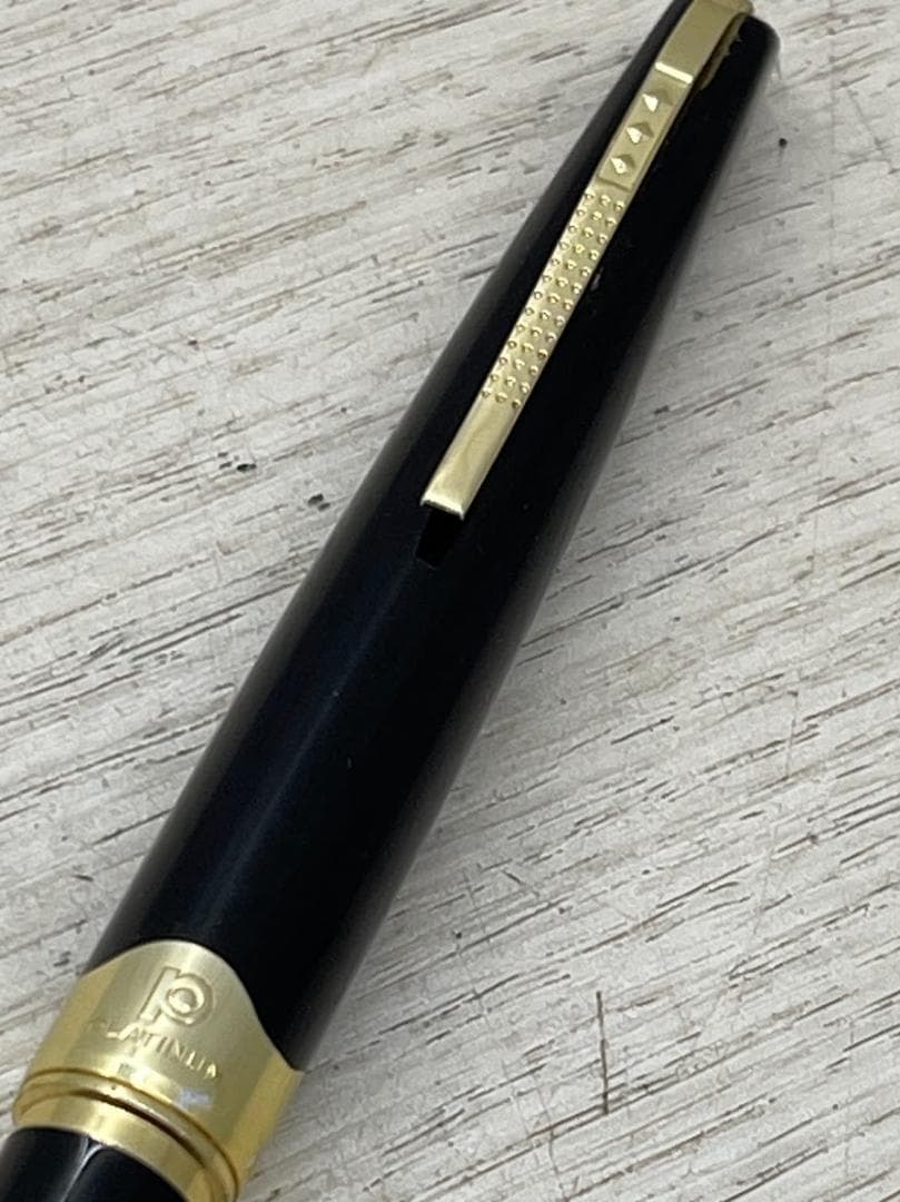 プラチナ 万年筆 18K 細軟 ブラック×ゴールド PLATINUM