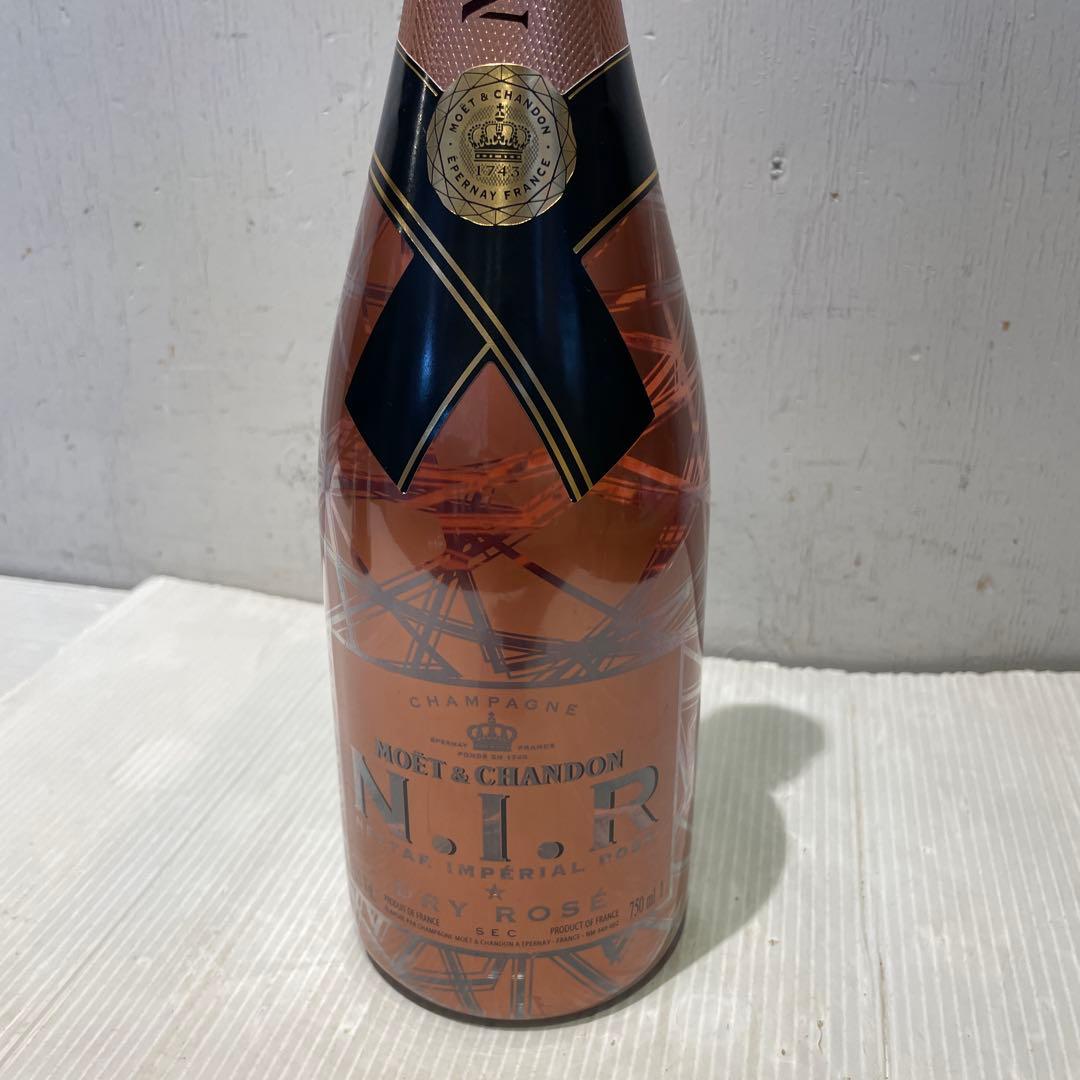 Moët & Chandon ロゼシャンパン 750ml