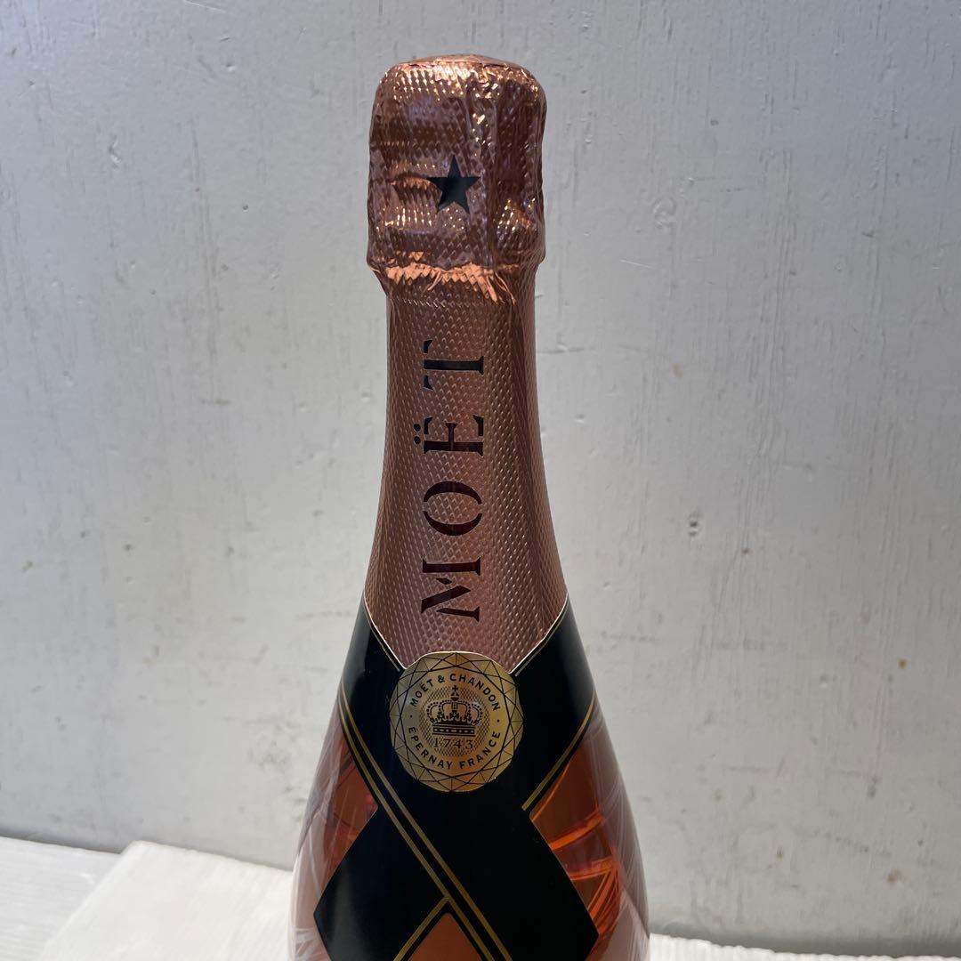 Moët & Chandon ロゼシャンパン 750ml