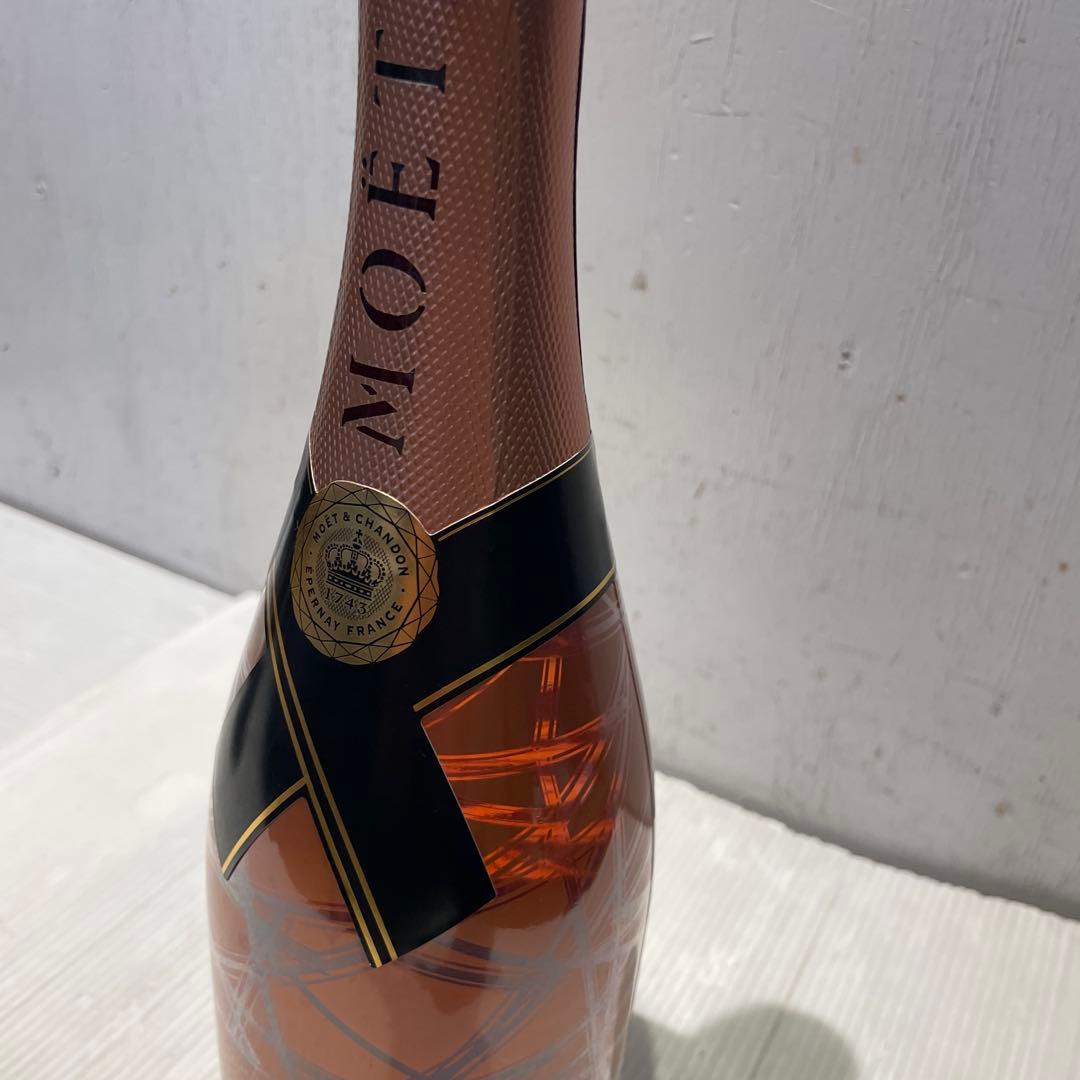 Moët & Chandon ロゼシャンパン 750ml
