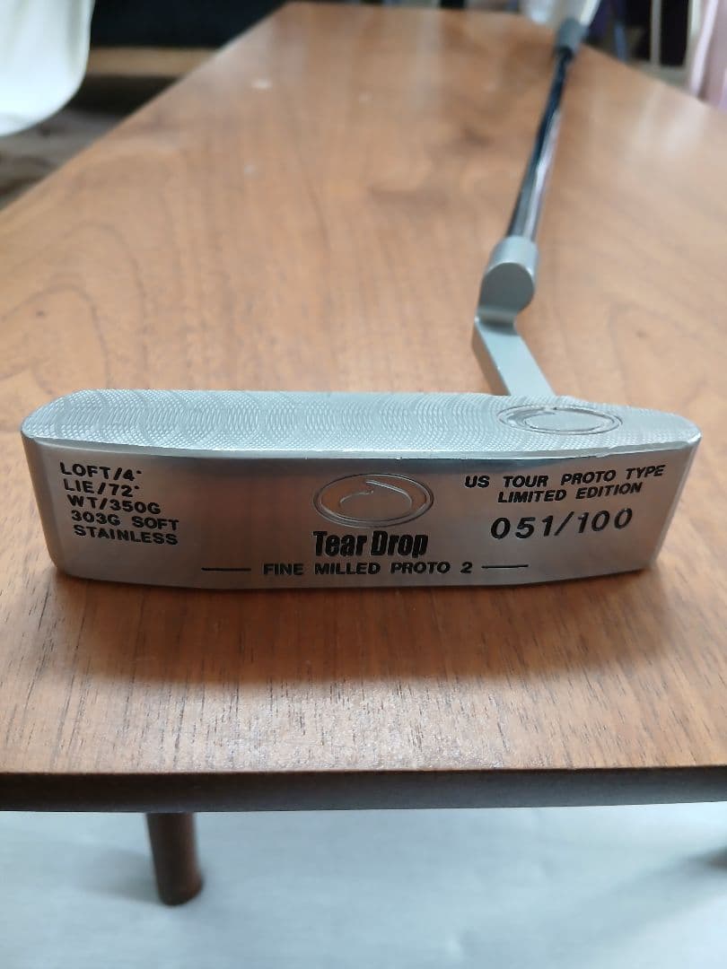 中 【希少・超美品】ピン型パター(限定プロトタイプ)