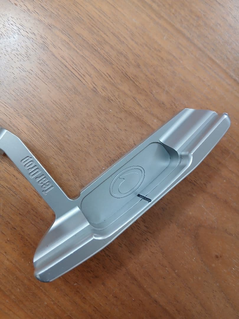 中 【希少・超美品】ピン型パター(限定プロトタイプ)